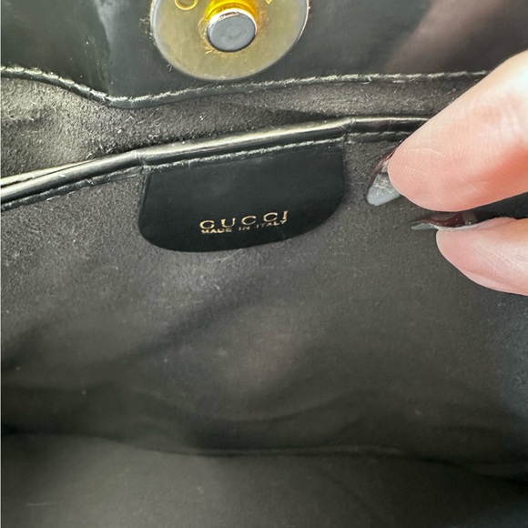 Gucci D-RING LEATHER HANDBAG GUC - Picture 16 of 17